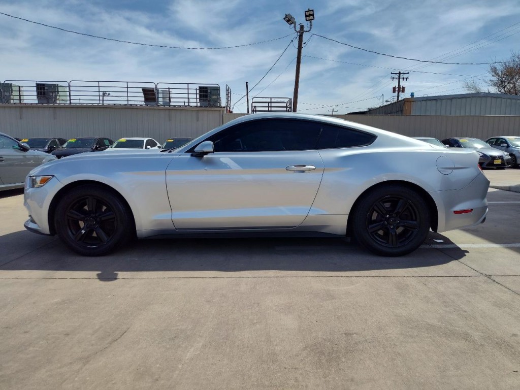 2016 Ford Mustang Image 7