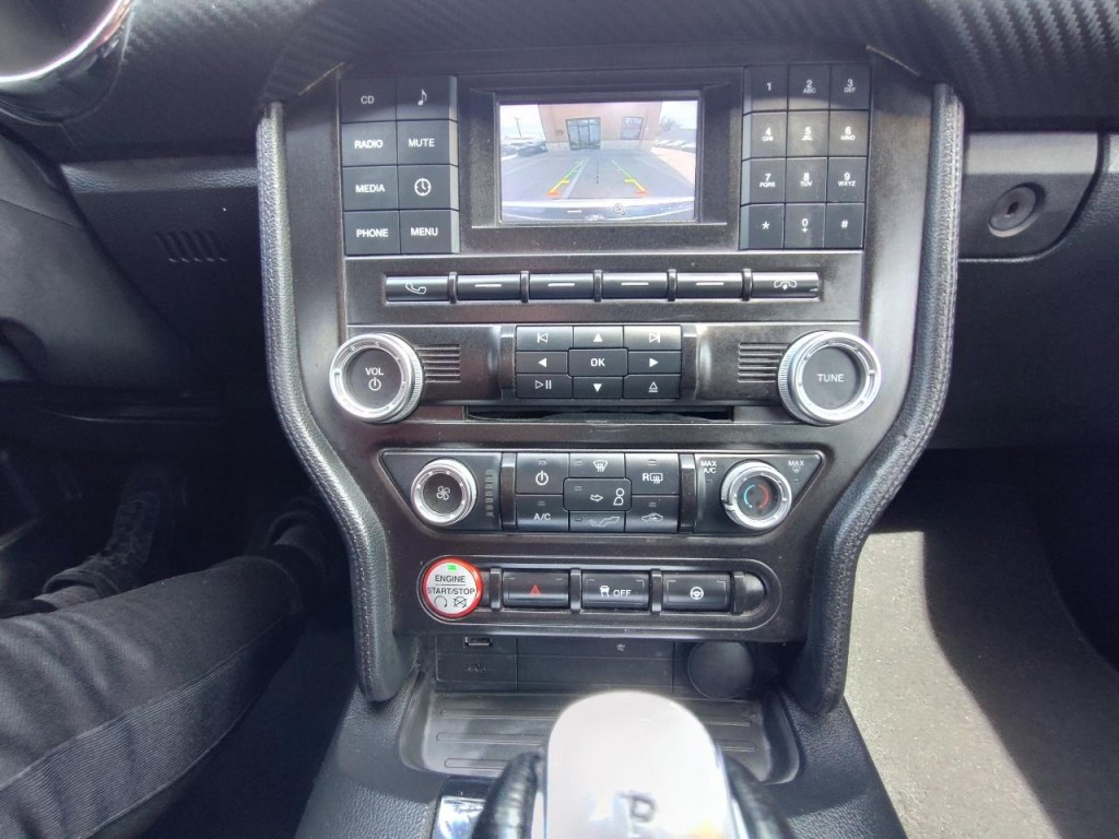 2016 Ford Mustang Image 18