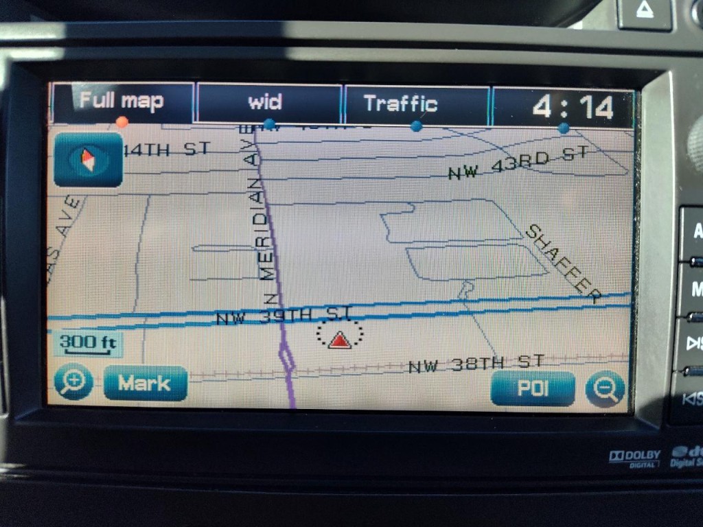 2011 Chevrolet Avalanche Image 25