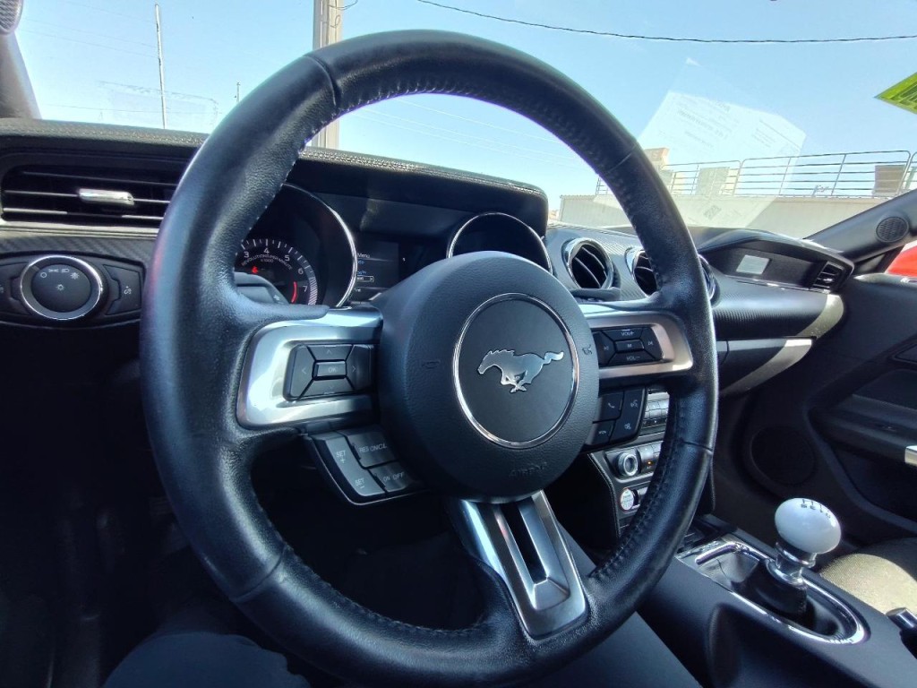 2017 Ford Mustang Image 17