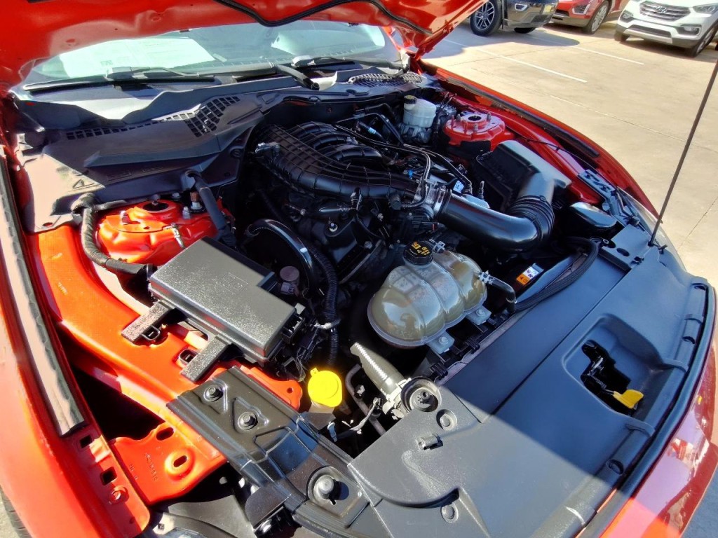 2017 Ford Mustang Image 35