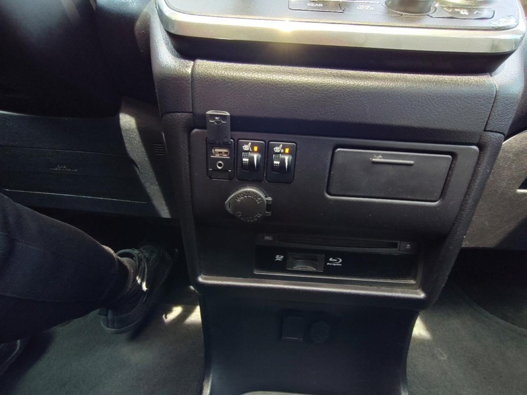 2017 Toyota Sienna Image 23
