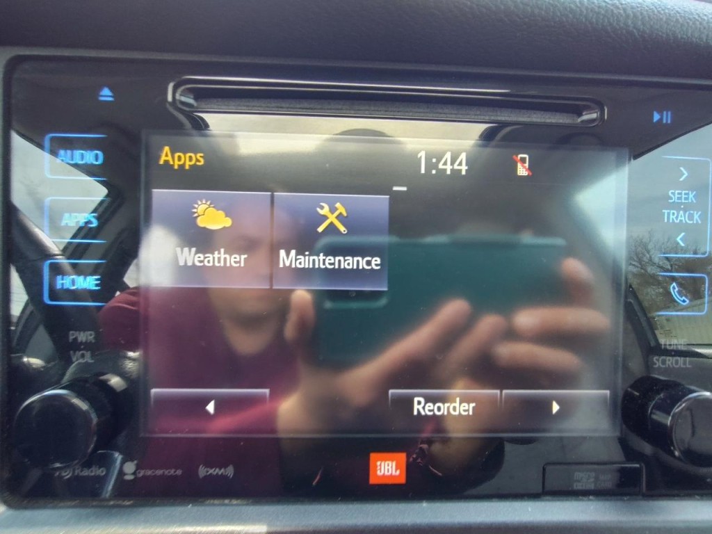 2017 Toyota Sienna Image 28