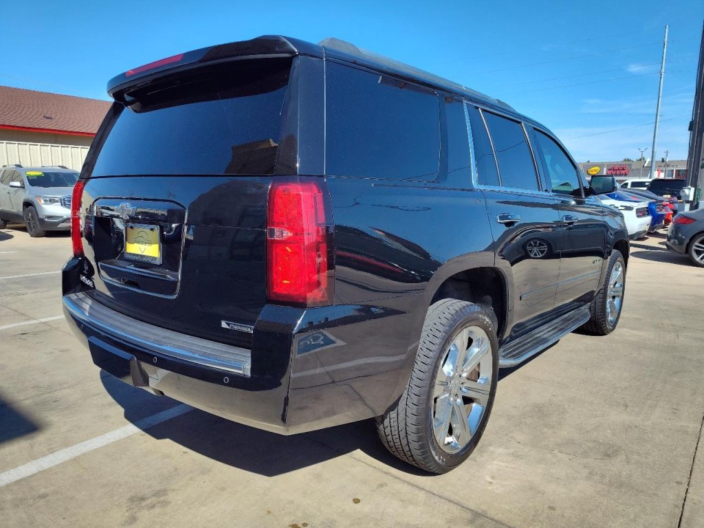 2017 Chevrolet Tahoe Image 4