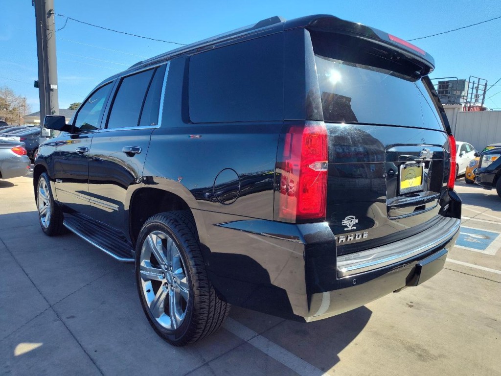 2017 Chevrolet Tahoe Image 6