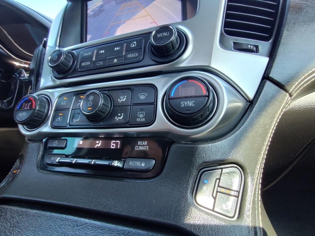 2017 Chevrolet Tahoe Image 25