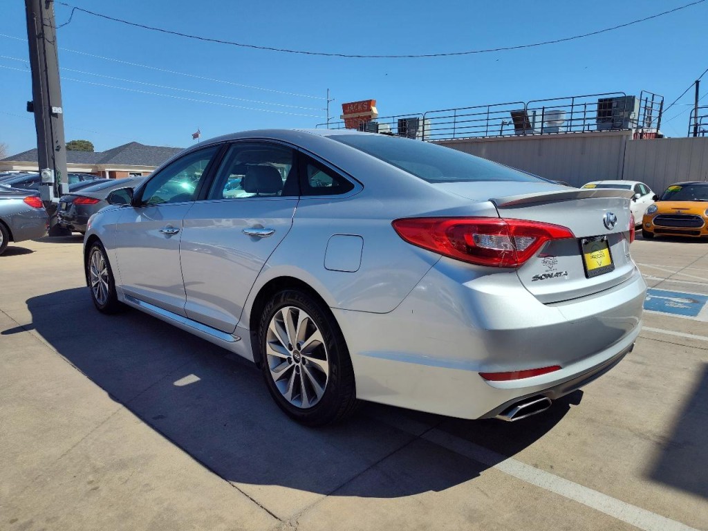 2015 Hyundai Sonata Image 6