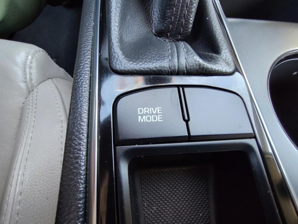 2015 Hyundai Sonata Image 21