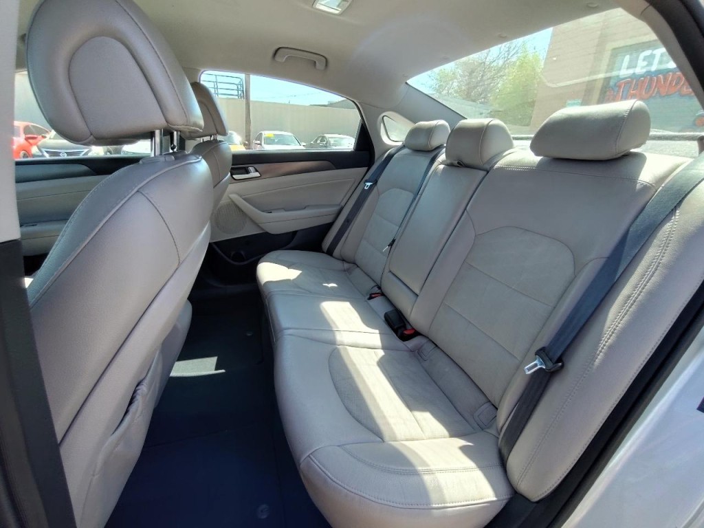 2015 Hyundai Sonata Image 31