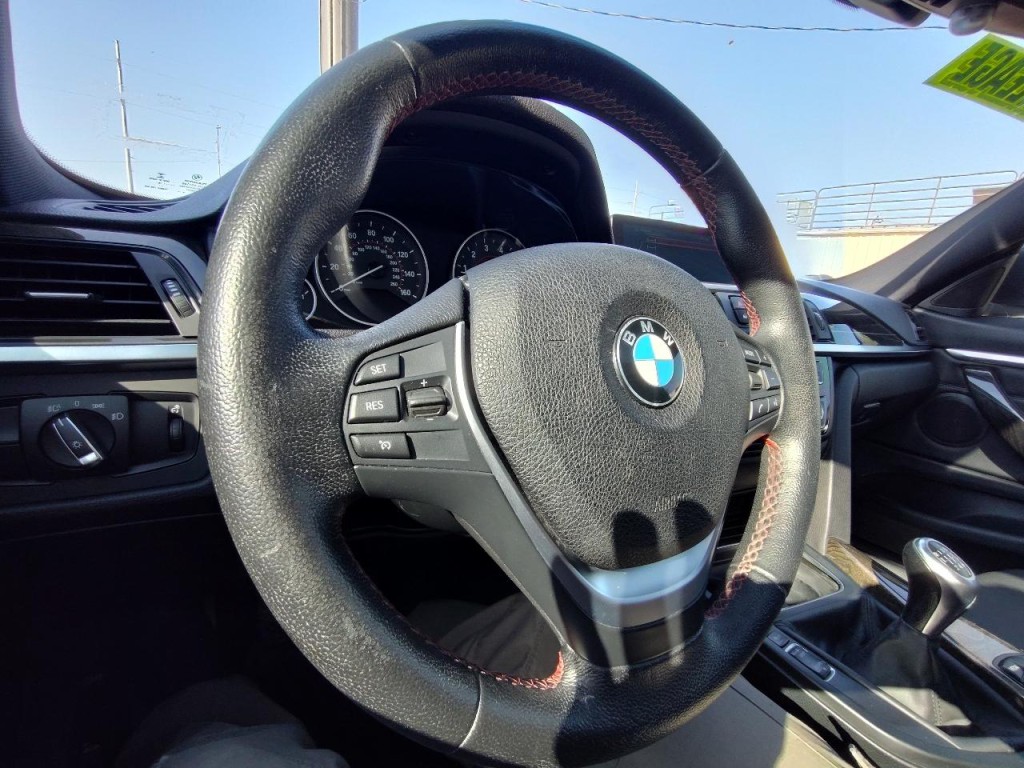 2016 BMW 4 Series Image 19