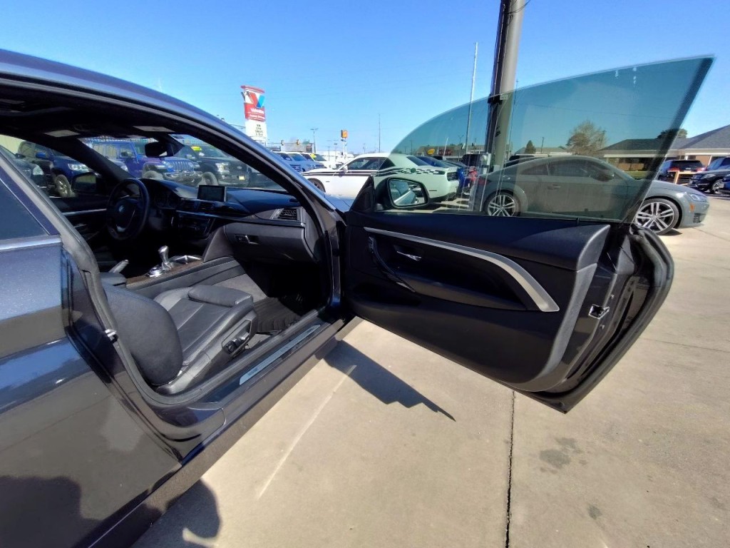 2016 BMW 4 Series Image 36