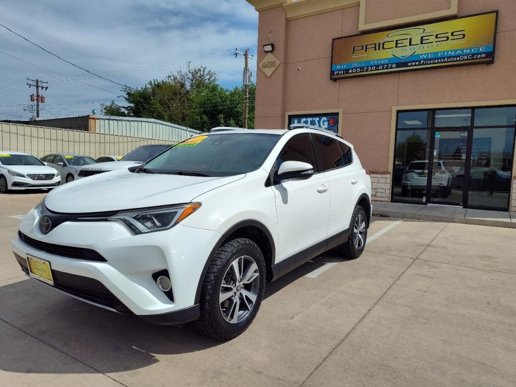 2017 Toyota Rav4 Image 8