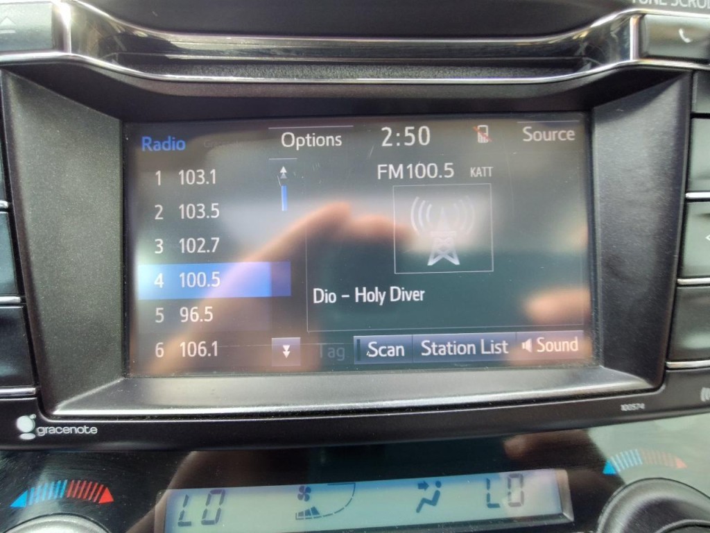 2017 Toyota Rav4 Image 21