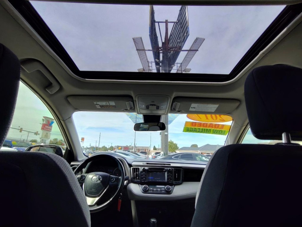 2017 Toyota Rav4 Image 26