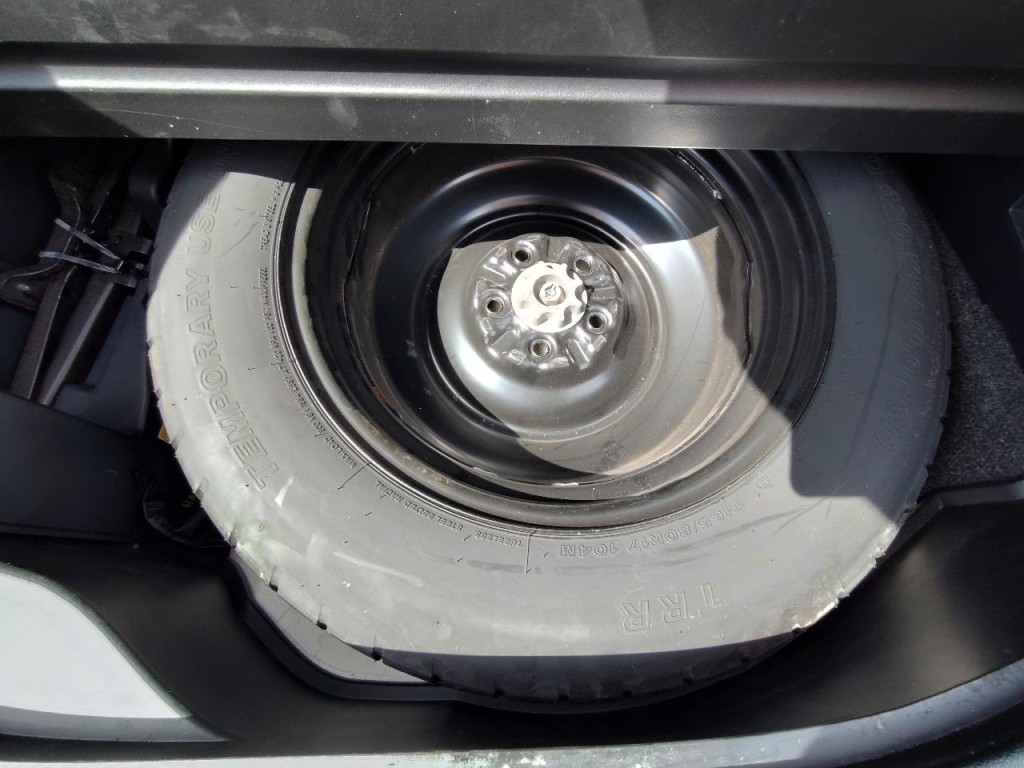 2017 Toyota Rav4 Image 39