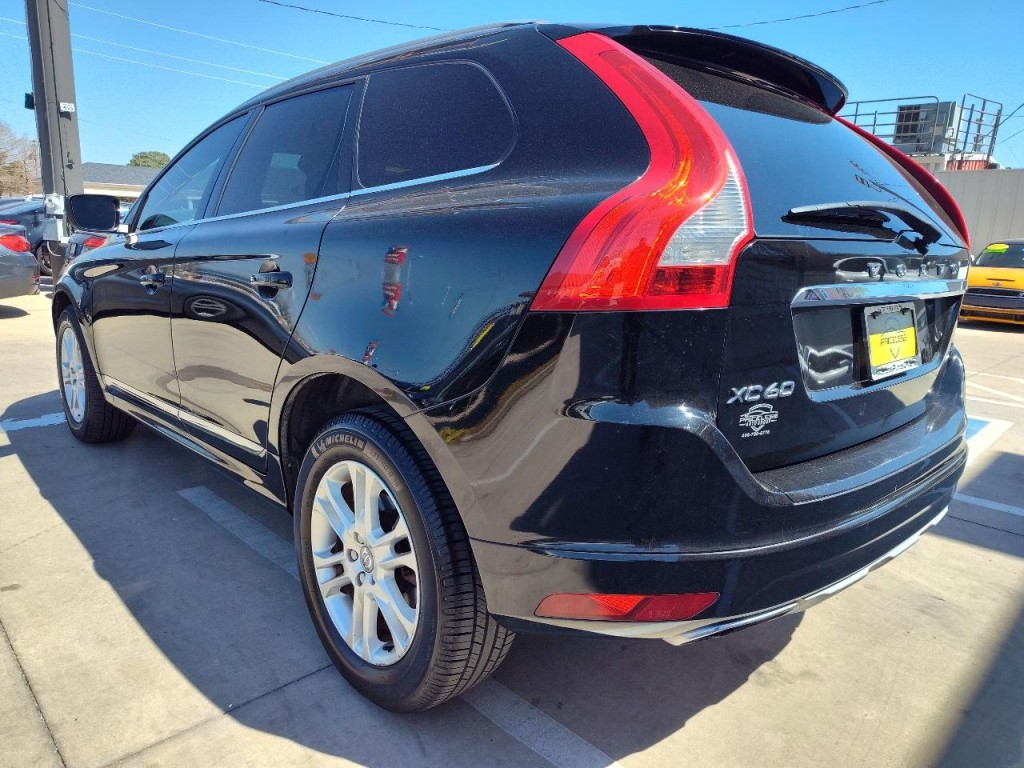 2016 Volvo XC60 Image 6