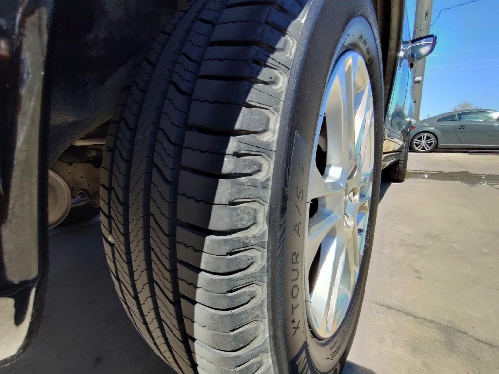 2016 Volvo XC60 Image 11