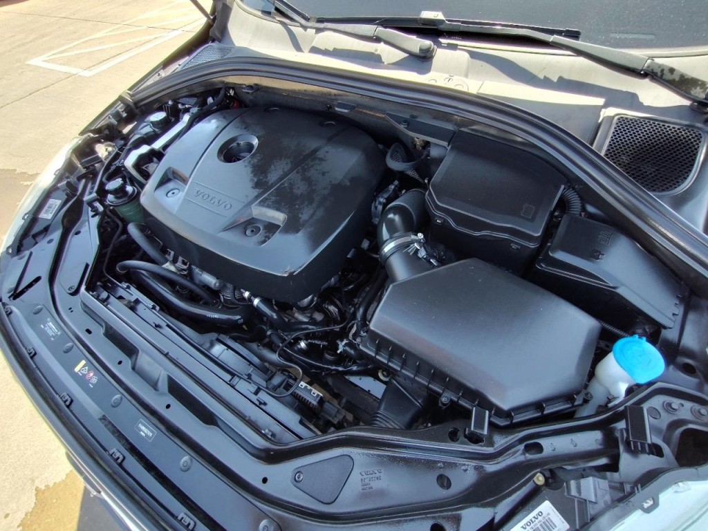 2016 Volvo XC60 Image 54