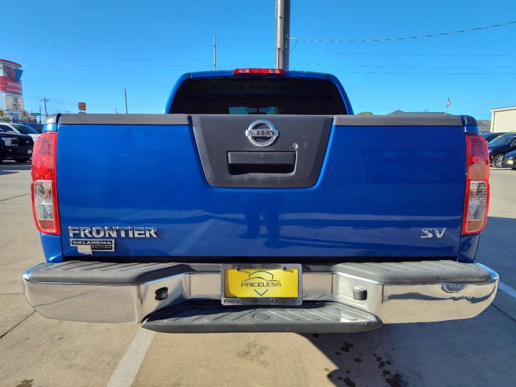 2012 Nissan Frontier Image 5