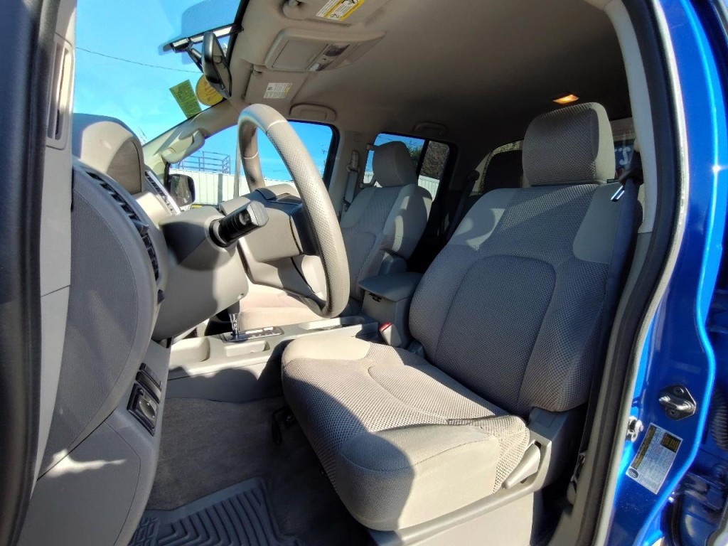 2012 Nissan Frontier Image 14