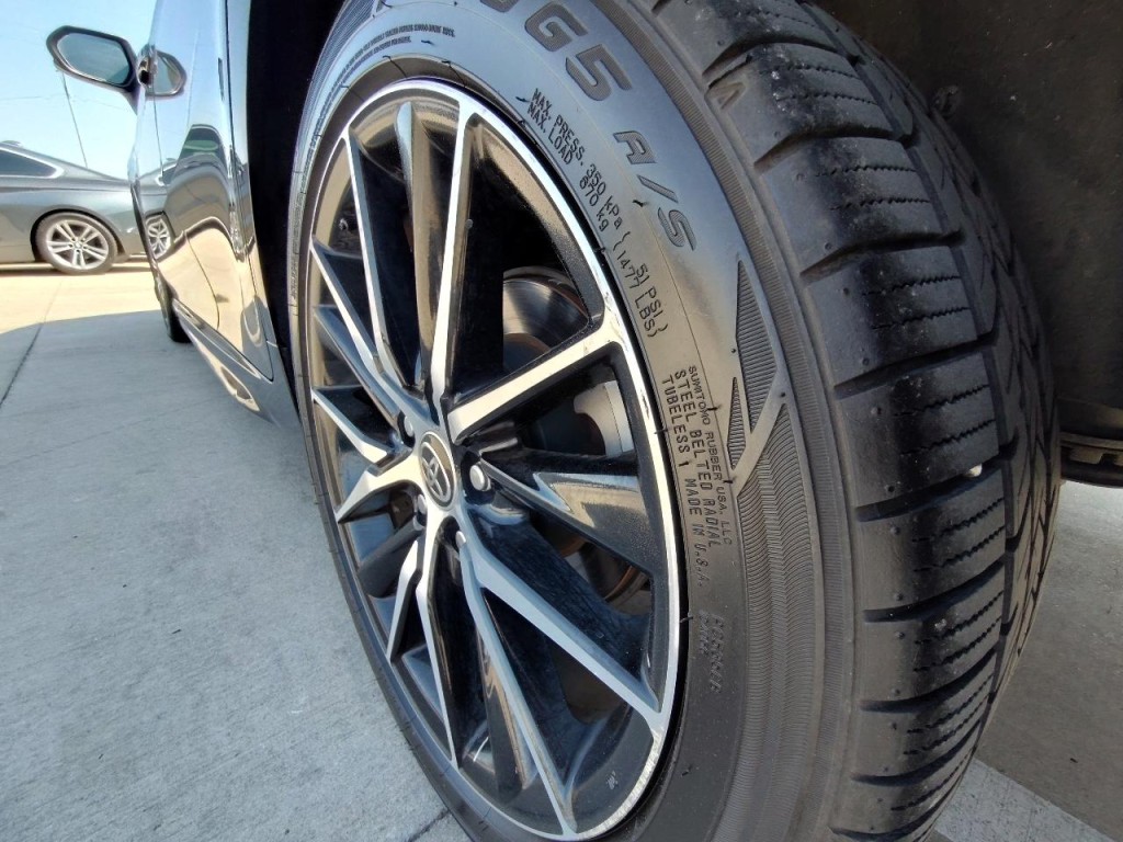 2021 Toyota Camry Image 10