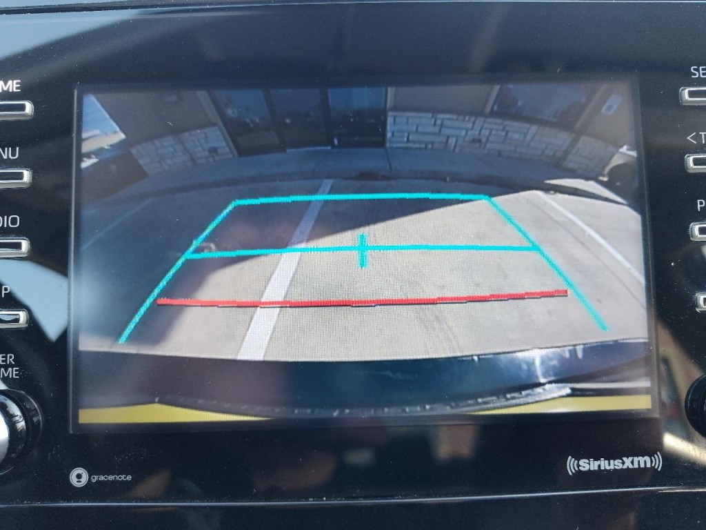 2021 Toyota Camry Image 22