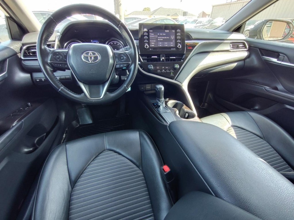 2021 Toyota Camry Image 33