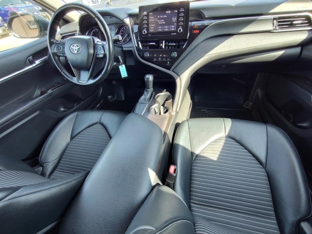 2021 Toyota Camry Image 34