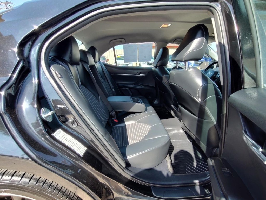 2021 Toyota Camry Image 36