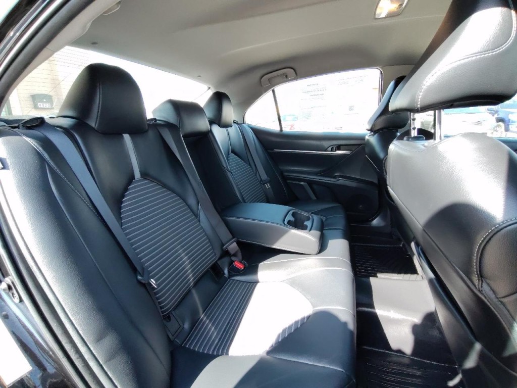 2021 Toyota Camry Image 37