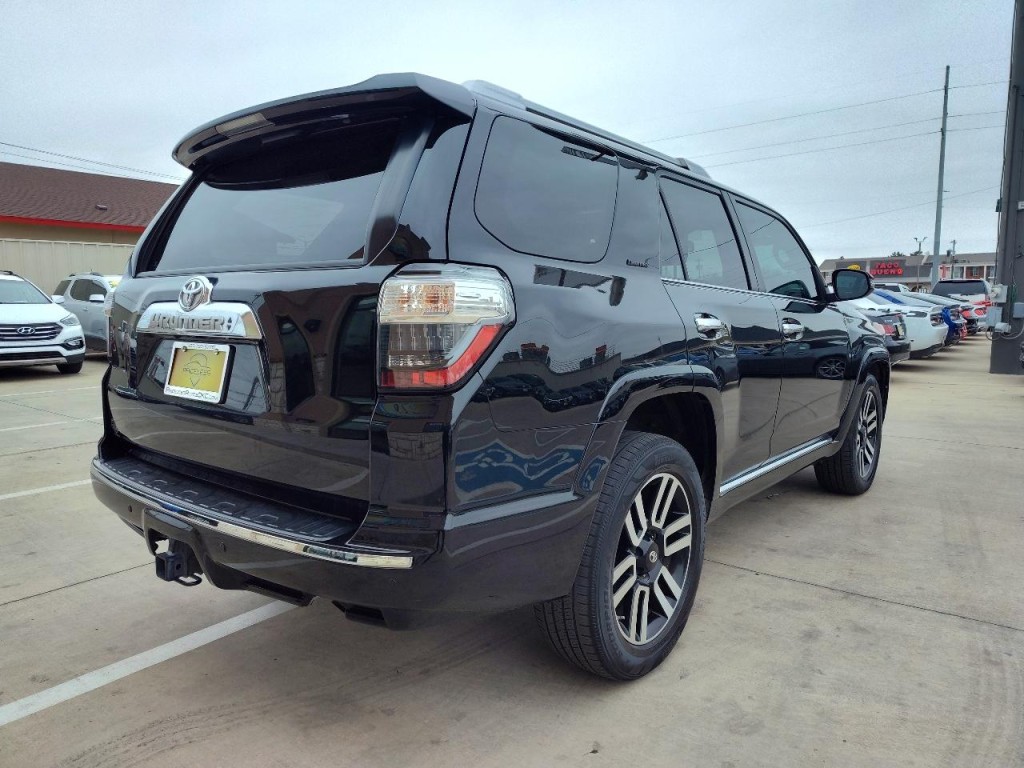 2018 Toyota 4Runner Image 4