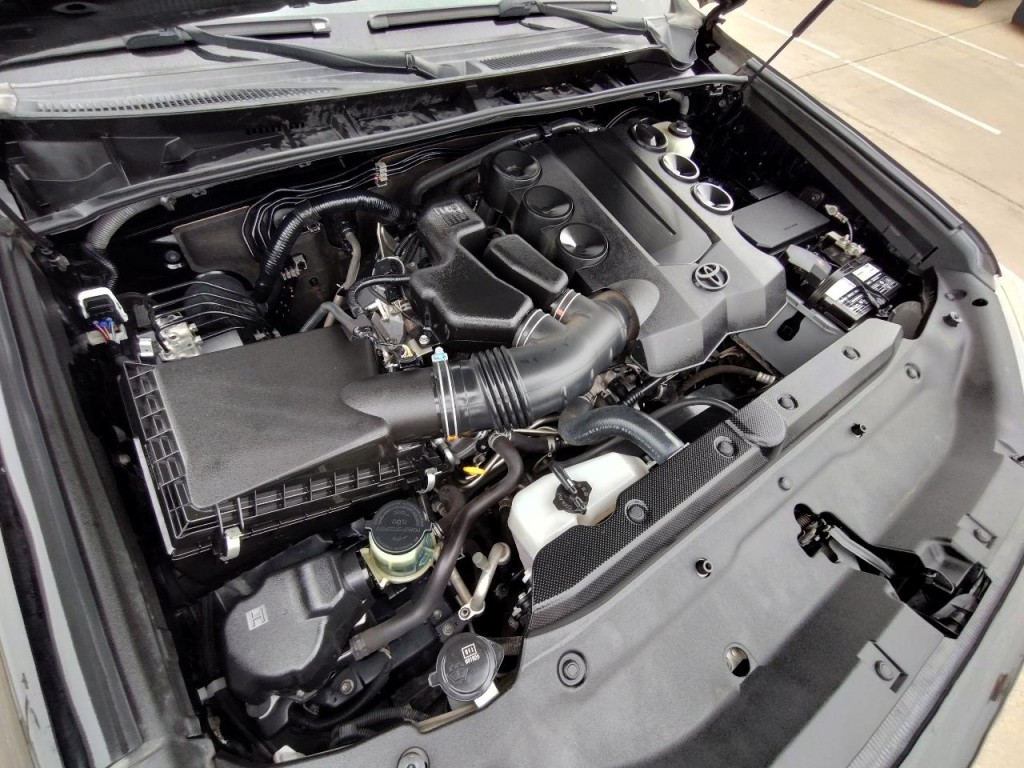 2018 Toyota 4Runner Image 12