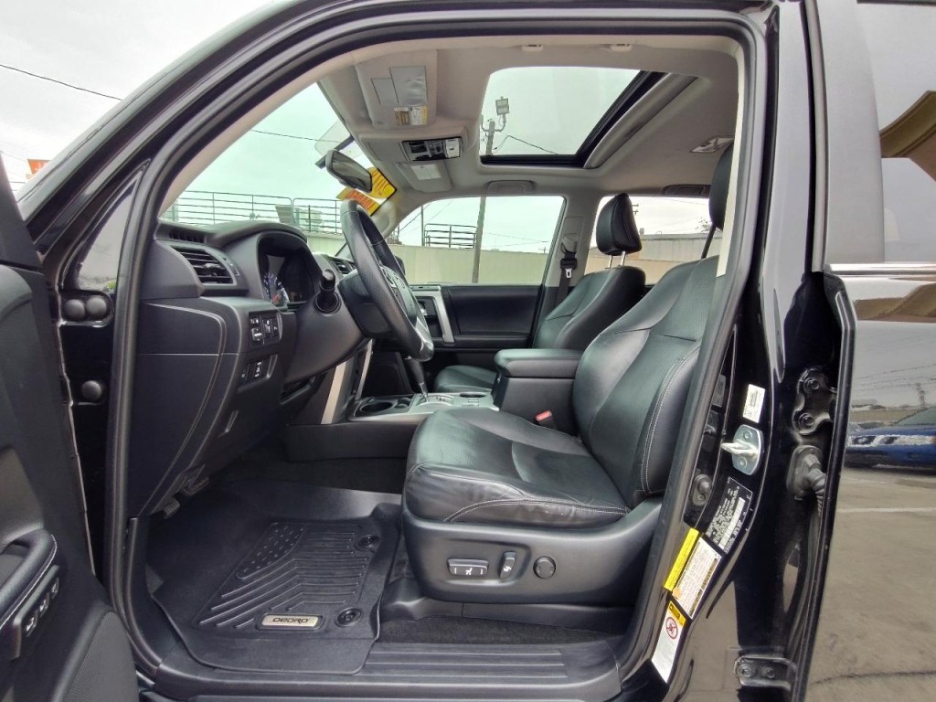 2018 Toyota 4Runner Image 14