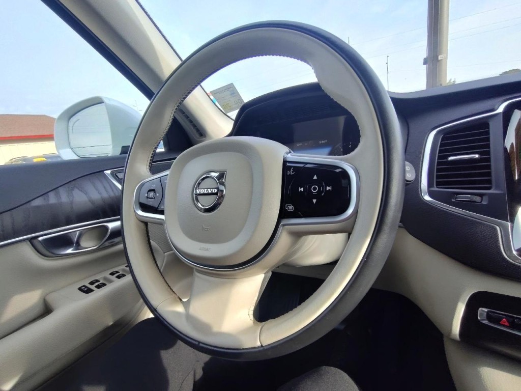 2020 Volvo XC90 Image 20