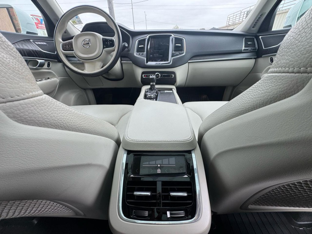 2020 Volvo XC90 Image 34