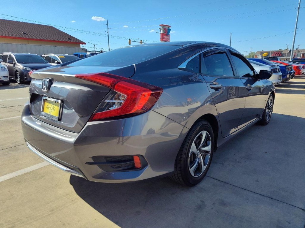 2019 Honda Civic Image 4