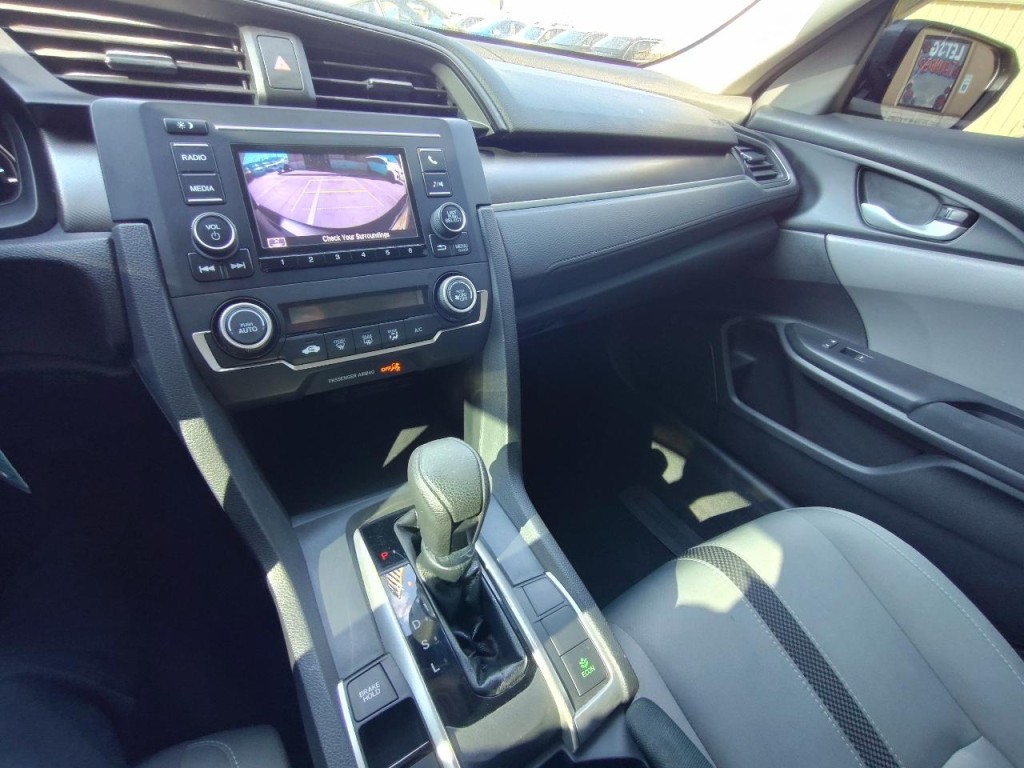 2019 Honda Civic Image 21