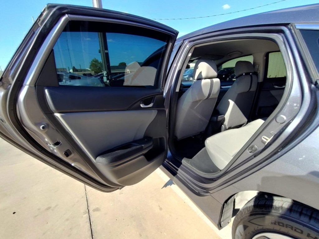 2019 Honda Civic Image 27