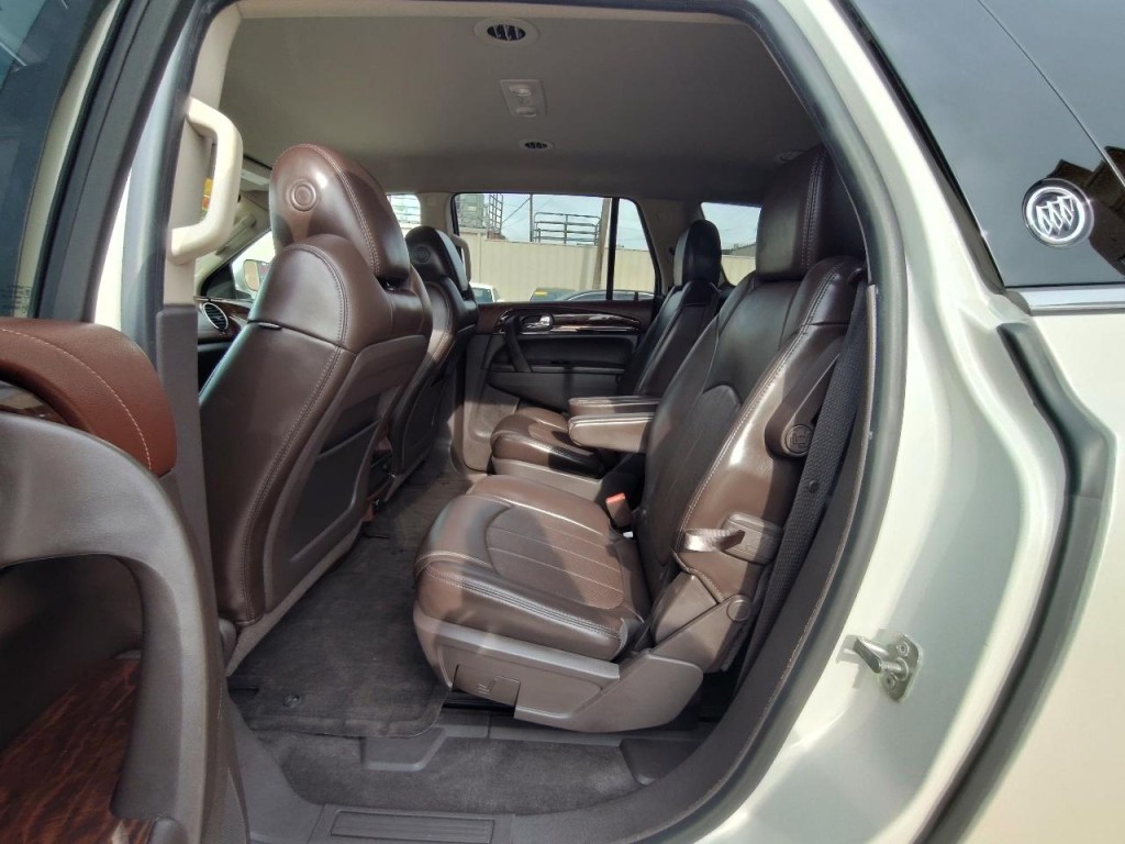 2014 Buick Enclave Image 30