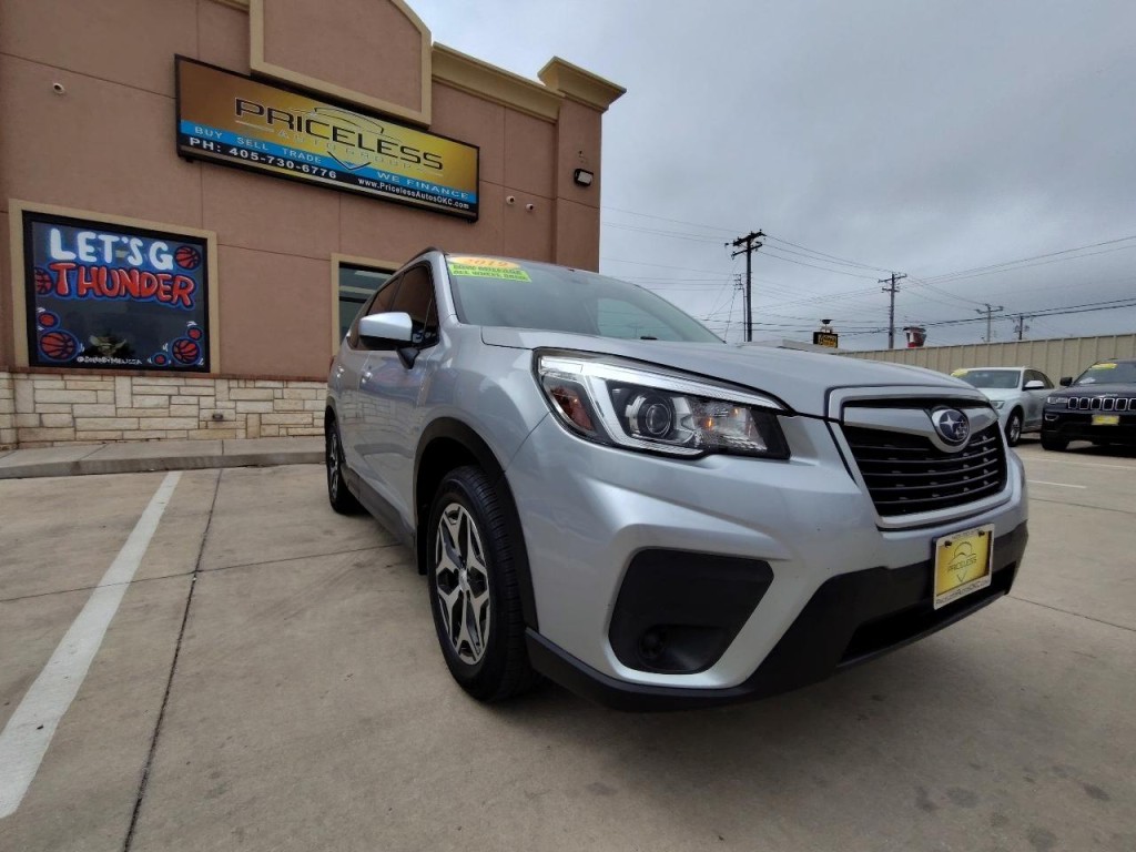 2019 Subaru Forester Image 2