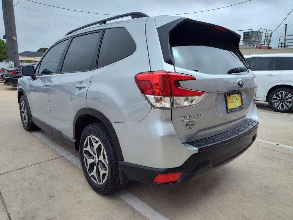 2019 Subaru Forester Image 6