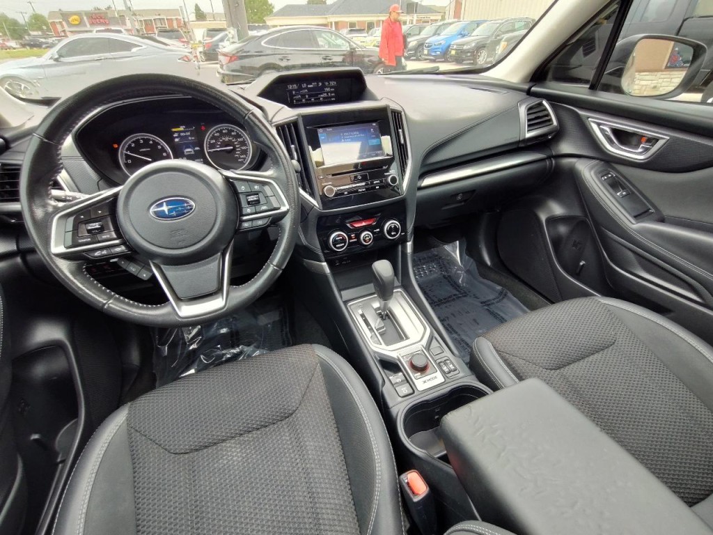 2019 Subaru Forester Image 37