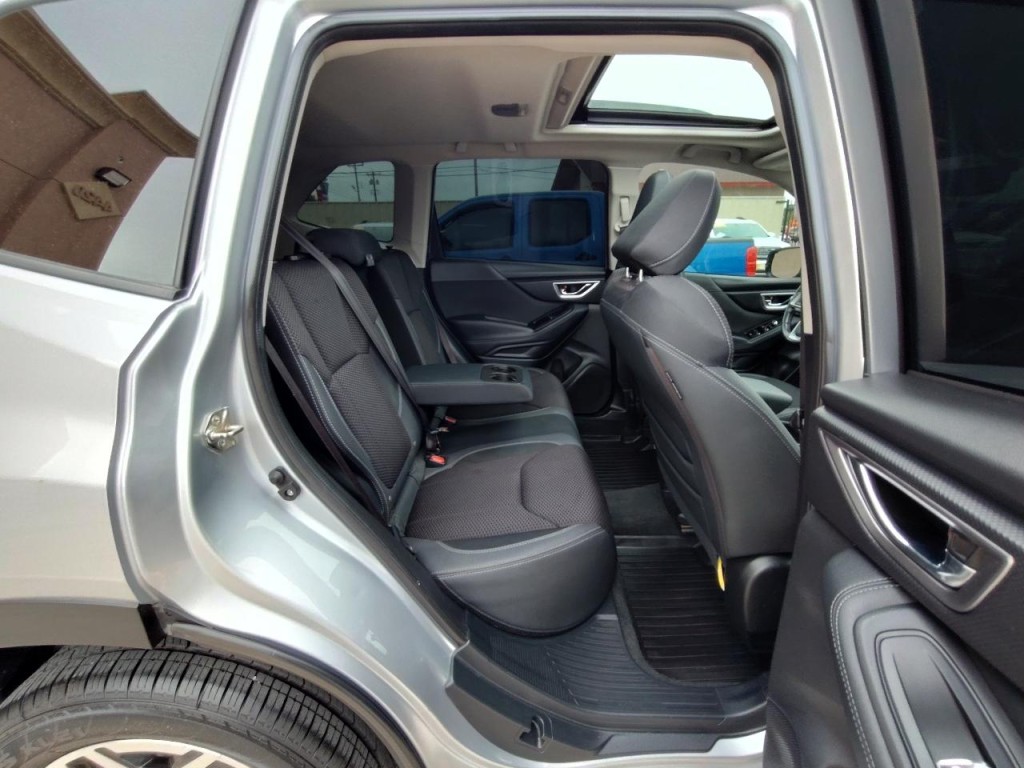 2019 Subaru Forester Image 40