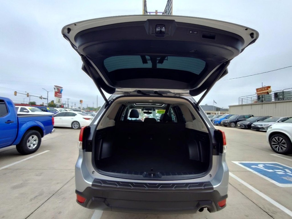 2019 Subaru Forester Image 47