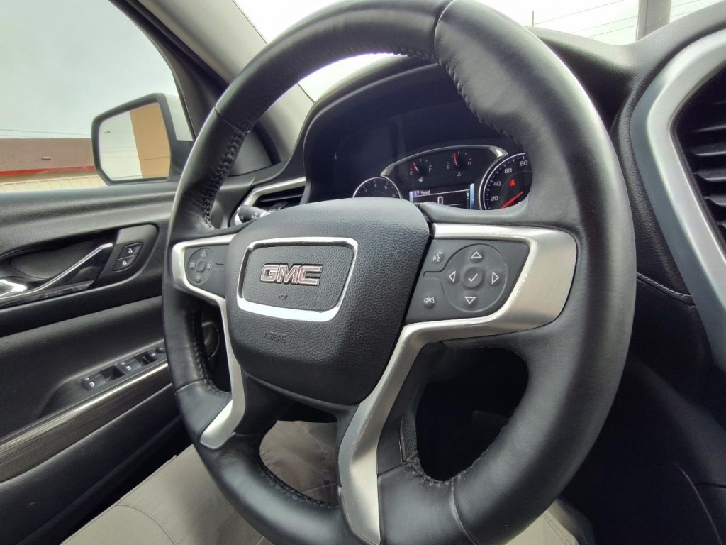 2017 GMC Acadia Image 20