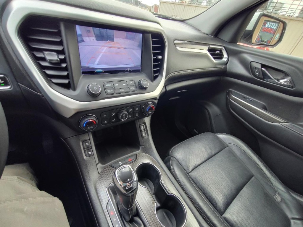 2017 GMC Acadia Image 21