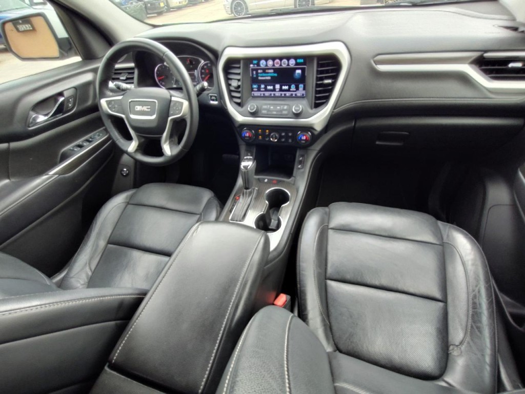 2017 GMC Acadia Image 31