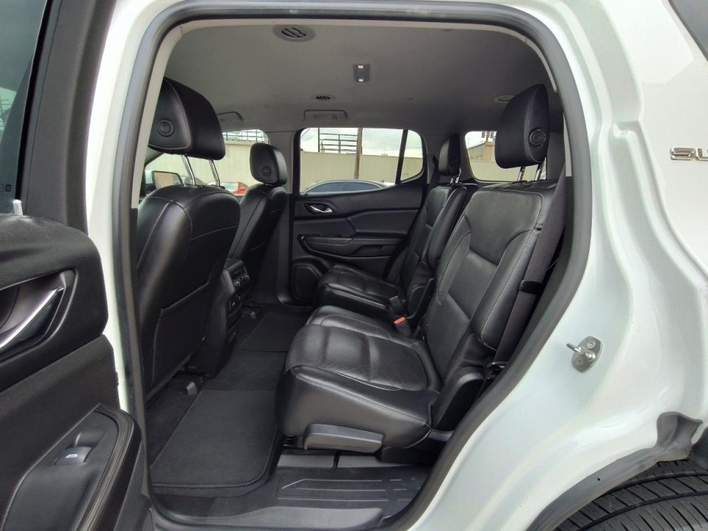 2017 GMC Acadia Image 33