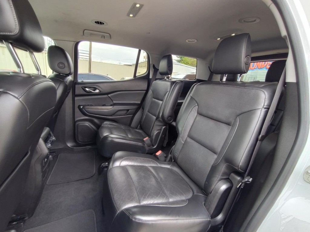 2017 GMC Acadia Image 34