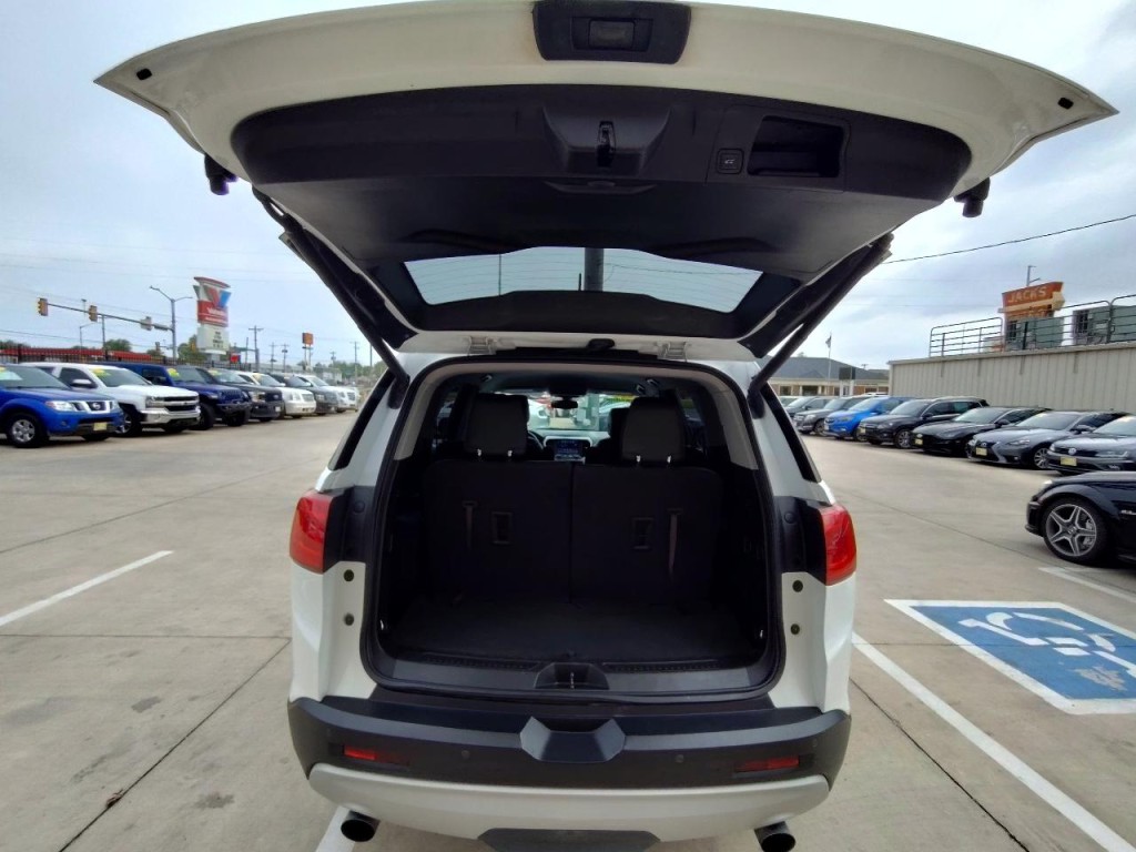 2017 GMC Acadia Image 47